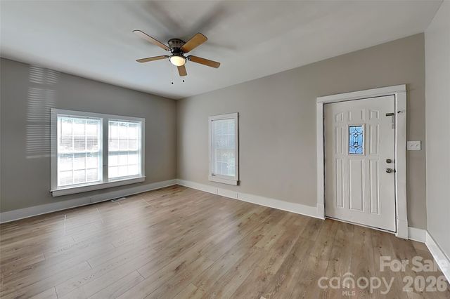 318 Bruce Avenue, Mooresville, NC 28115