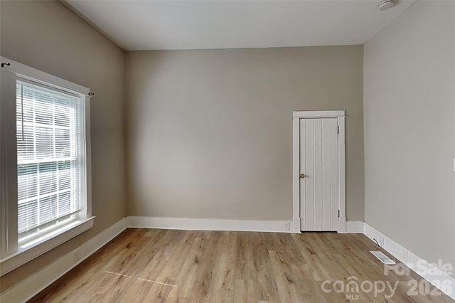 318 Bruce Avenue, Mooresville, NC 28115