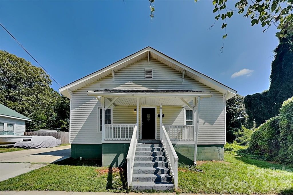 318 Bruce Avenue, Mooresville, NC 28115