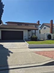 13062 Sutton, Cerritos, CA 90703