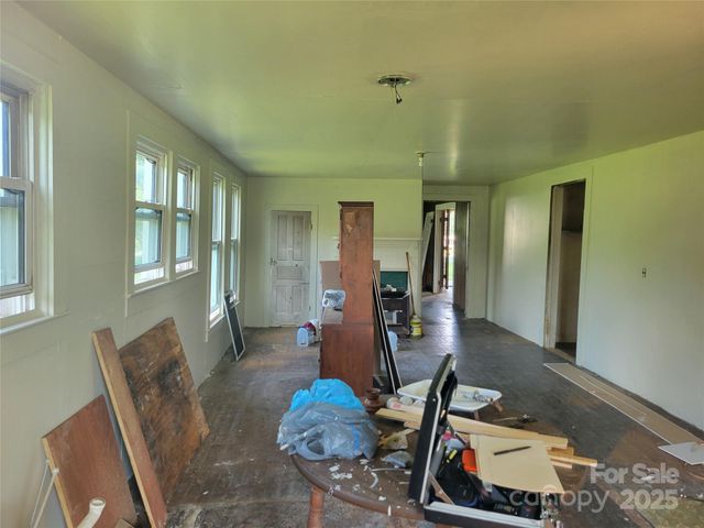 275 Hiddenite Church Road, Hiddenite, NC 28636