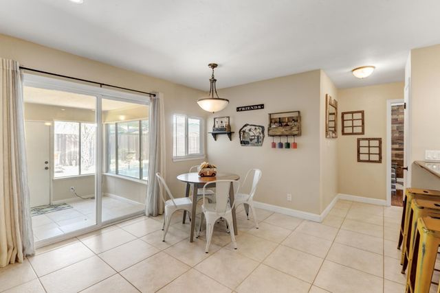 6632 Mirwood Ct, Orangevale, CA 95662