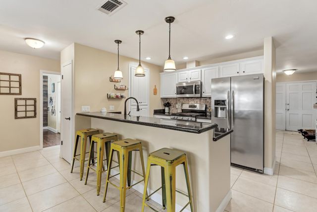 6632 Mirwood Ct, Orangevale, CA 95662