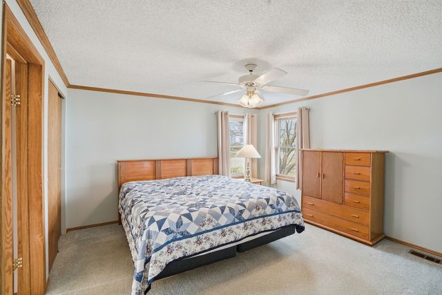 1 Swallow Lane, Beecher, IL 60401