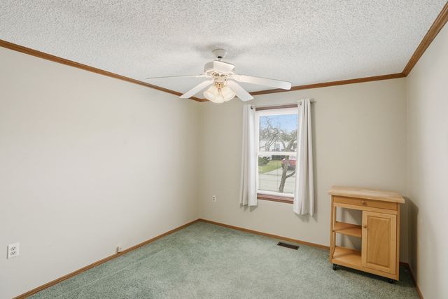 1 Swallow Lane, Beecher, IL 60401