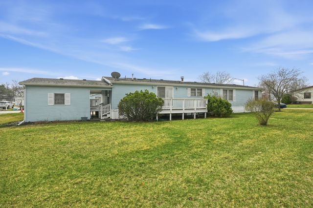 1 Swallow Lane, Beecher, IL 60401