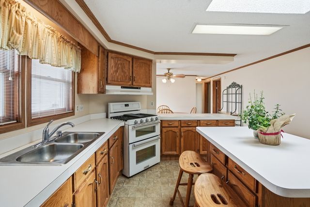 1 Swallow Lane, Beecher, IL 60401