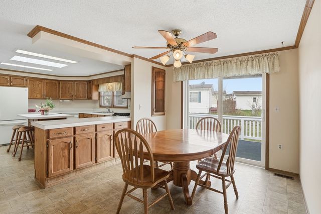 1 Swallow Lane, Beecher, IL 60401