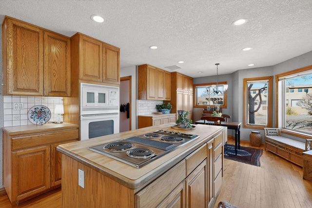 419 Live Oak Court NE, Albuquerque, NM 87122