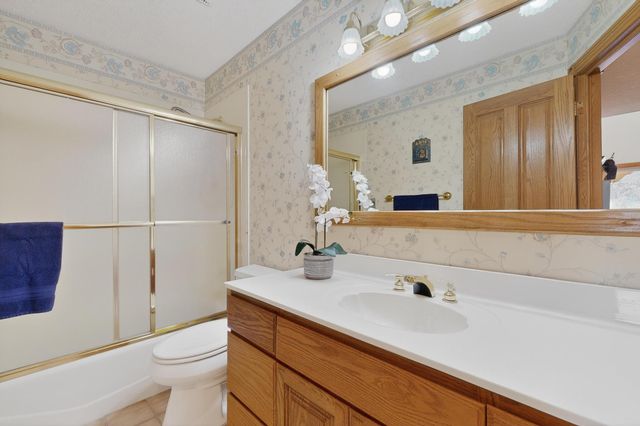 419 Live Oak Court NE, Albuquerque, NM 87122