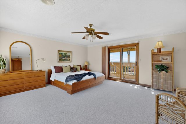 419 Live Oak Court NE, Albuquerque, NM 87122