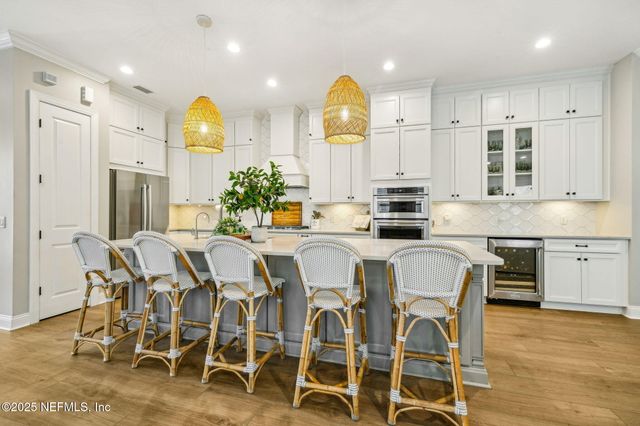 62 PARKBLUFF Circle, Ponte Vedra, FL 32081