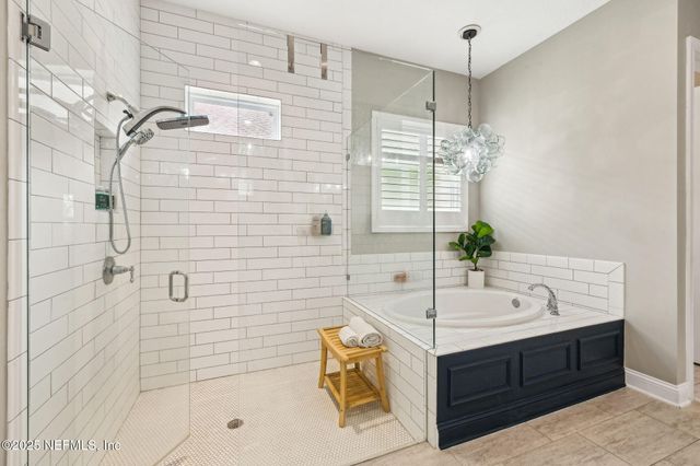 62 PARKBLUFF Circle, Ponte Vedra, FL 32081