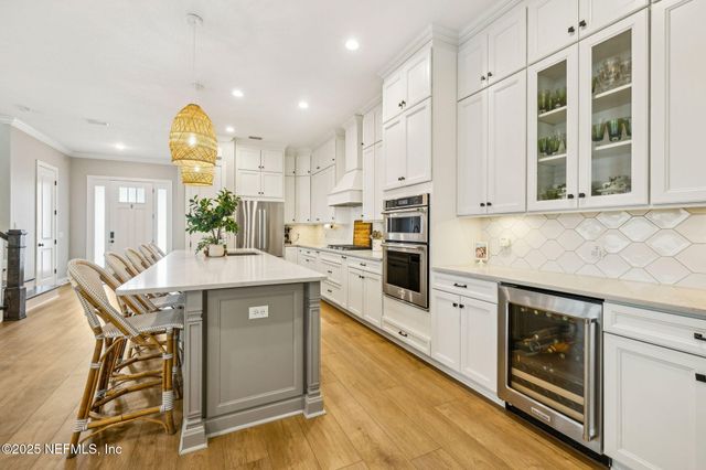 62 PARKBLUFF Circle, Ponte Vedra, FL 32081