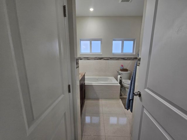 30 Coconut Drive, Key Largo, FL 33037