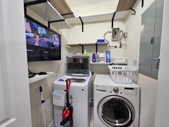 30 Coconut Drive, Key Largo, FL 33037