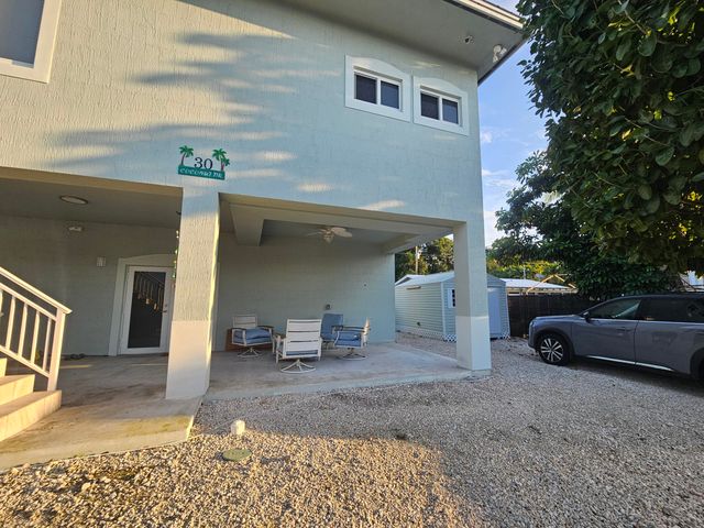 30 Coconut Drive, Key Largo, FL 33037