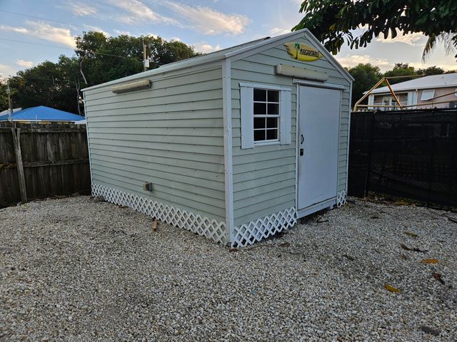 30 Coconut Drive, Key Largo, FL 33037