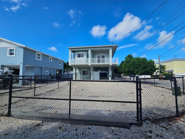 30 Coconut Drive, Key Largo, FL 33037