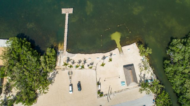 30 Coconut Drive, Key Largo, FL 33037