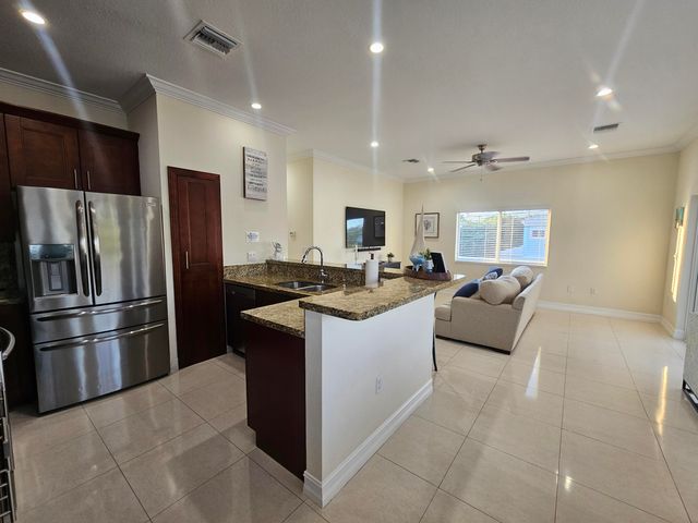 30 Coconut Drive, Key Largo, FL 33037