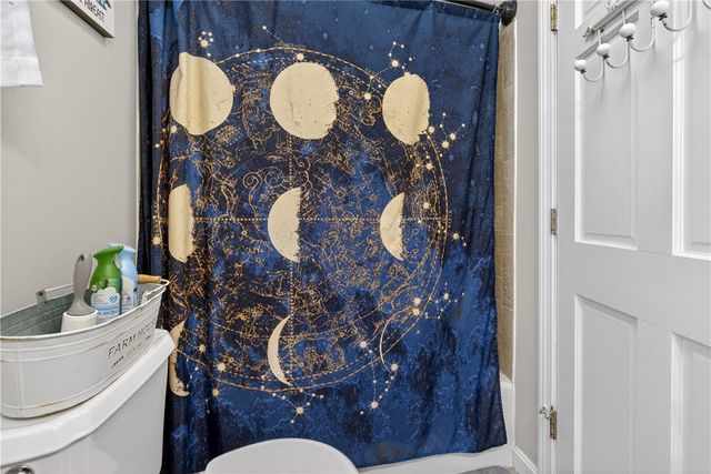 122 Leigh Street, Warwick, RI 02889