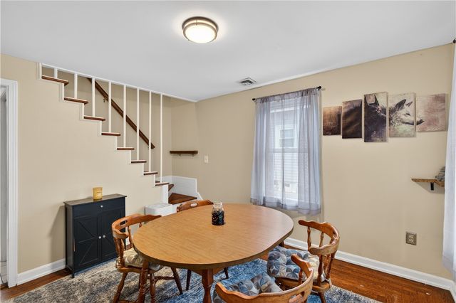 122 Leigh Street, Warwick, RI 02889