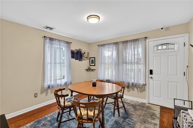 122 Leigh Street, Warwick, RI 02889