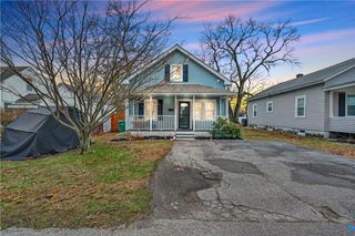 122 Leigh Street, Warwick, RI 02889