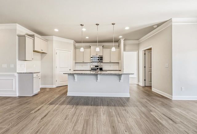 704 Ridgeville Crossing Drive, Inman, SC 29349