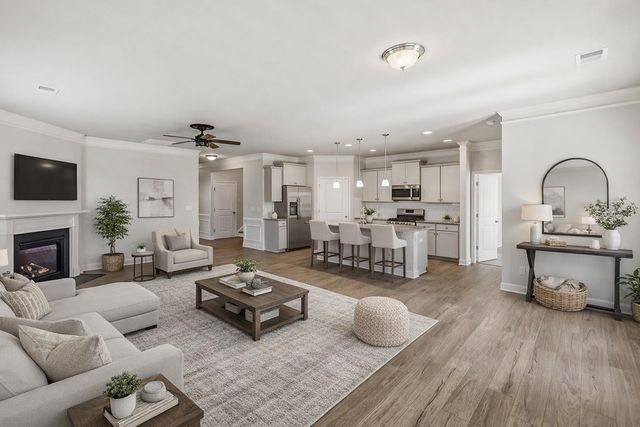 704 Ridgeville Crossing Drive, Inman, SC 29349