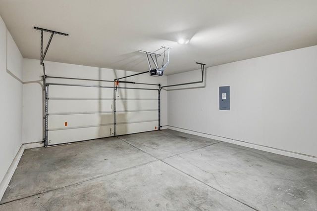 704 Ridgeville Crossing Drive, Inman, SC 29349