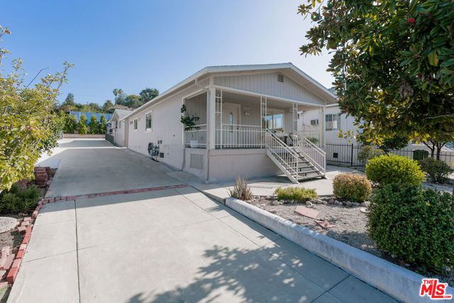 6190 Mesa Avenue, Los Angeles, CA 90042