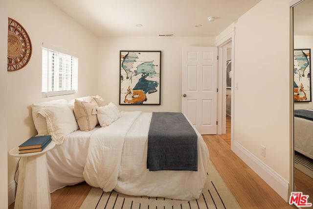 6190 Mesa Avenue, Los Angeles, CA 90042