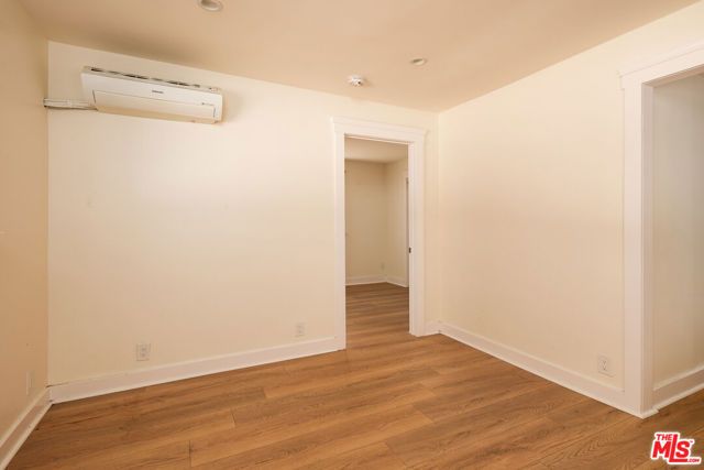 6190 Mesa Avenue, Los Angeles, CA 90042