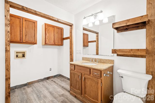 48 Gold Finch Lane, Maggie Valley, NC 28751