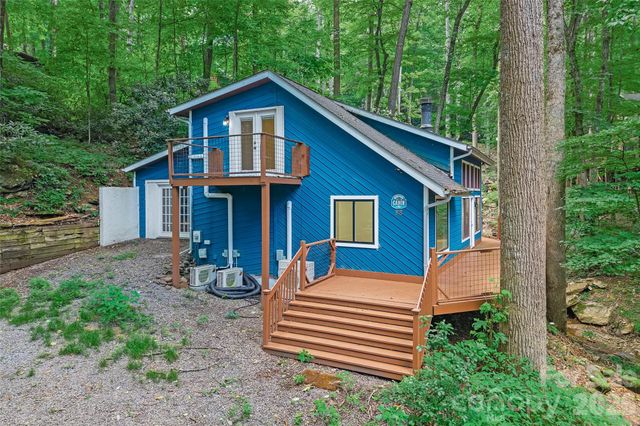 48 Gold Finch Lane, Maggie Valley, NC 28751