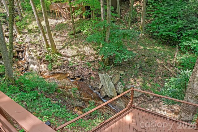 48 Gold Finch Lane, Maggie Valley, NC 28751