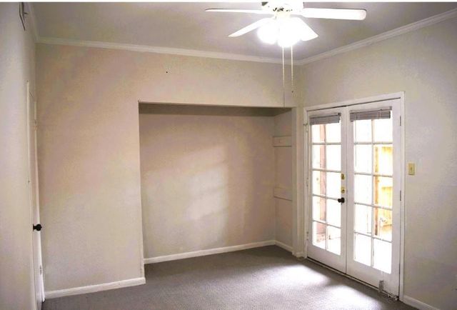 2001 Bering Drive 11H, Houston, TX 77057