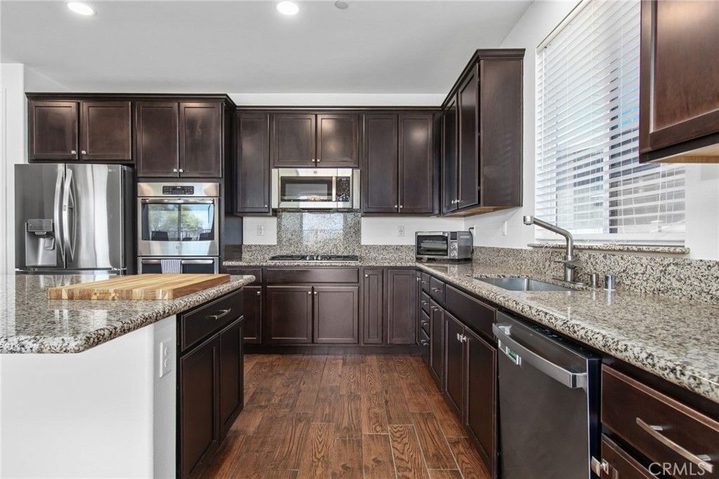 Image 10 of property listing at 24764 Hidden Hills Drive, Menifee, CA 92584
