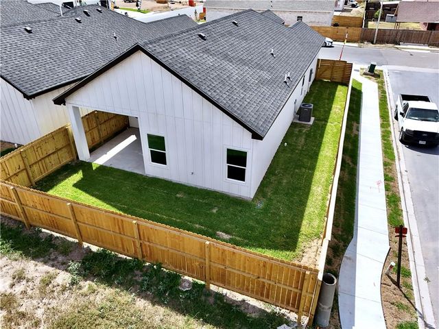 2328 Thornton Avenue, Mission, TX 78574