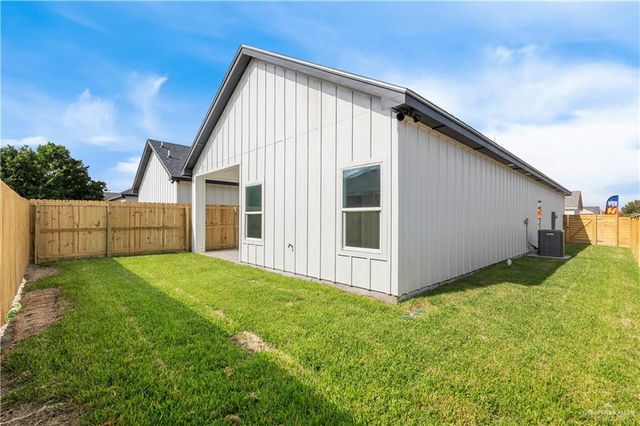 2328 Thornton Avenue, Mission, TX 78574