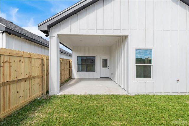 2328 Thornton Avenue, Mission, TX 78574