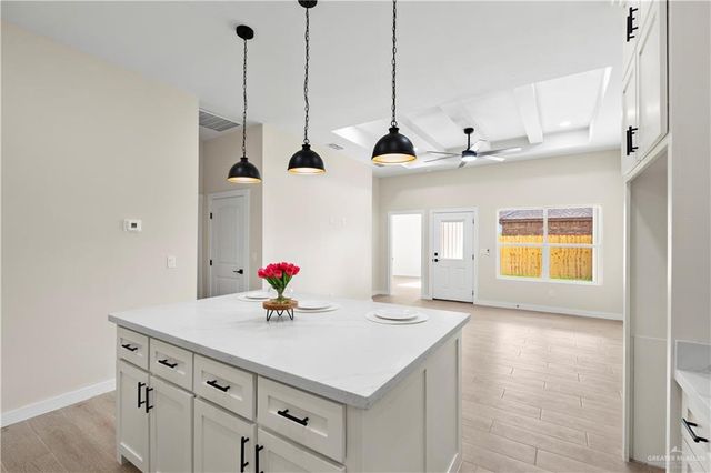 2328 Thornton Avenue, Mission, TX 78574