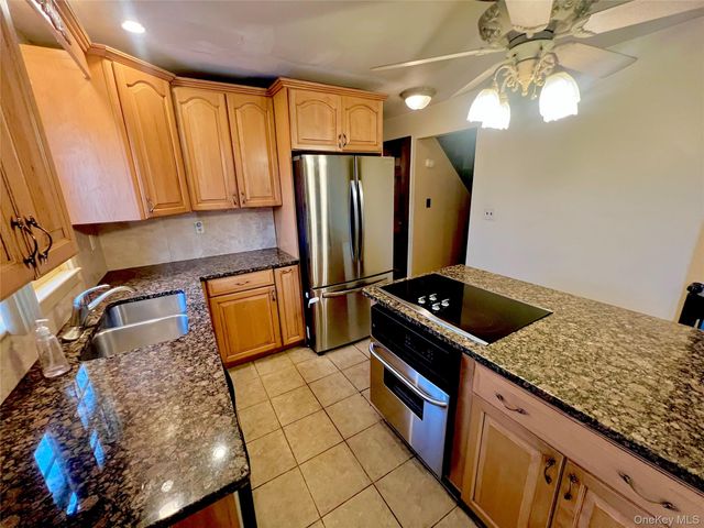 57 Hubbard Road, Bloomingburg, NY 12721
