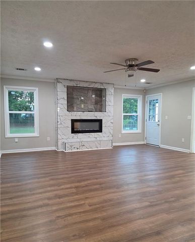 2800 Cove Crossing Drive, Lawrenceville, GA 30045