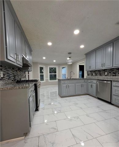 2800 Cove Crossing Drive, Lawrenceville, GA 30045