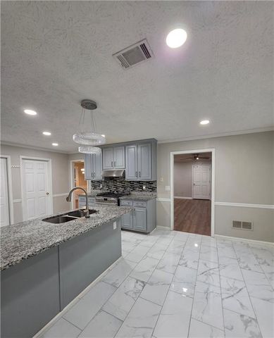 2800 Cove Crossing Drive, Lawrenceville, GA 30045