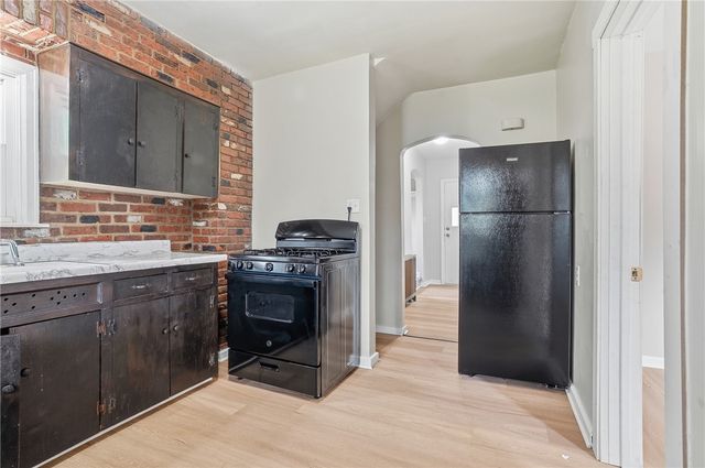 821 Worthington Avenue, Clairton, PA 15025