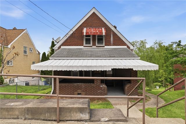 821 Worthington Avenue, Clairton, PA 15025